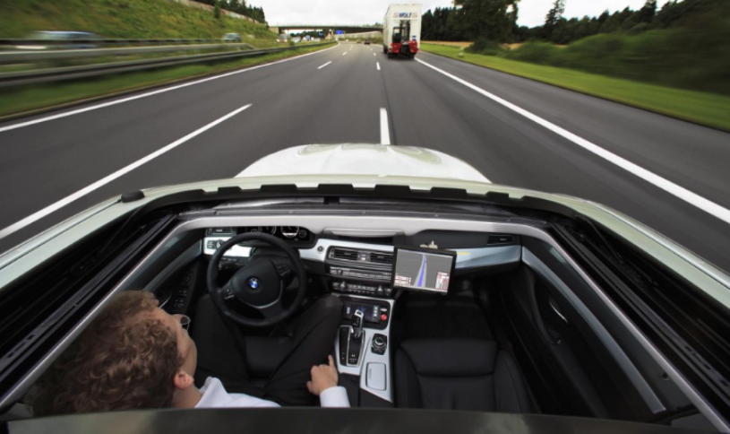 无人驾驶.png 无人驾驶.png