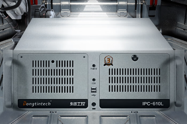 FUN884U机架式工控机.png FUN884U机架式工控机.png