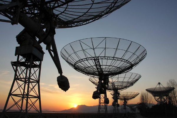 卫星通信.png 卫星通信.png