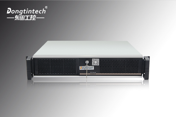 FUN882U上架式工控机.png FUN882U上架式工控机.png